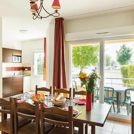 Cosy Wellness Retreat With Balcony *